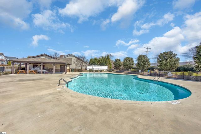 621 Longfellow Way, Simpsonville, SC 29681