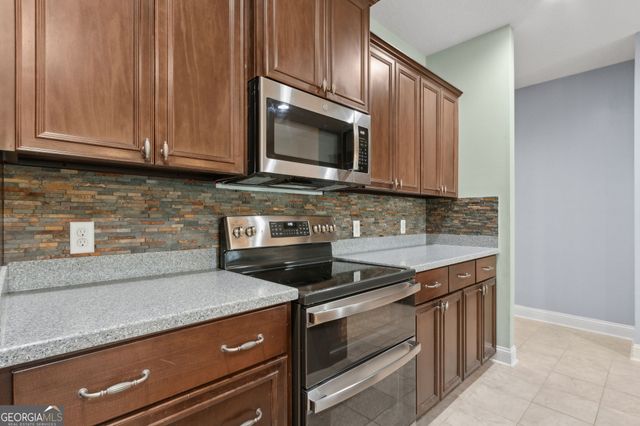 234 Waters Edge Drive, Kingsland, GA 31548