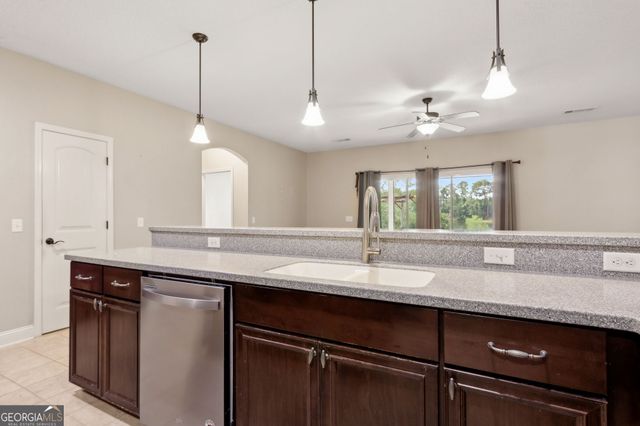 234 Waters Edge Drive, Kingsland, GA 31548