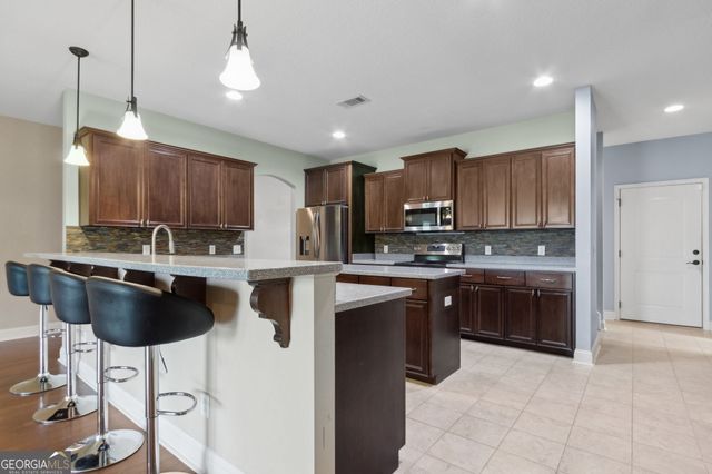 234 Waters Edge Drive, Kingsland, GA 31548