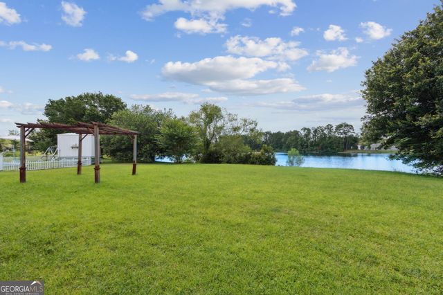 234 Waters Edge Drive, Kingsland, GA 31548