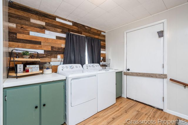 6196 W Sidney Road, Sidney, MI 48885