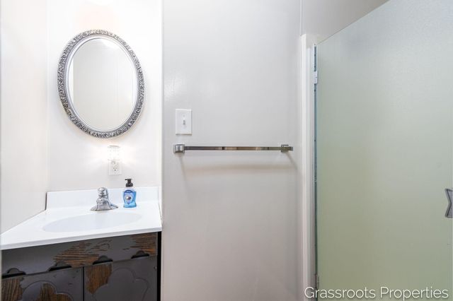 6196 W Sidney Road, Sidney, MI 48885