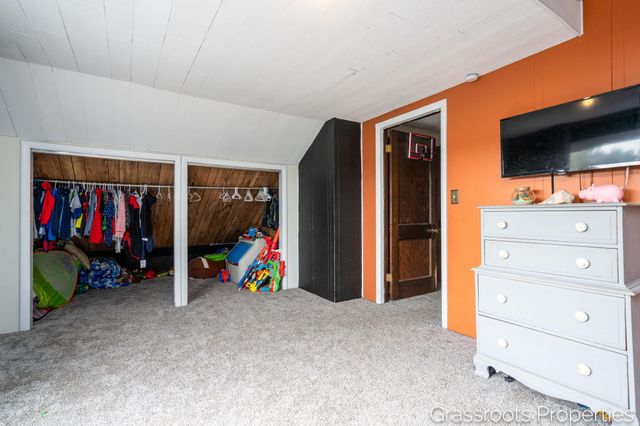 6196 W Sidney Road, Sidney, MI 48885