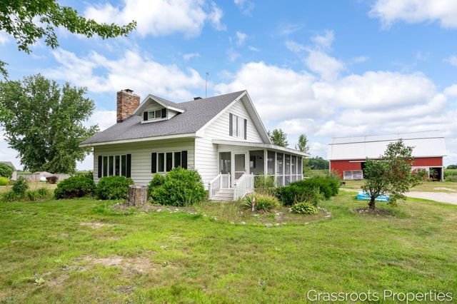 6196 W Sidney Road, Sidney, MI 48885