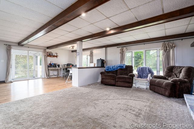 6196 W Sidney Road, Sidney, MI 48885