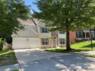 9901 Hazelview Drive, Charlotte, NC 28277