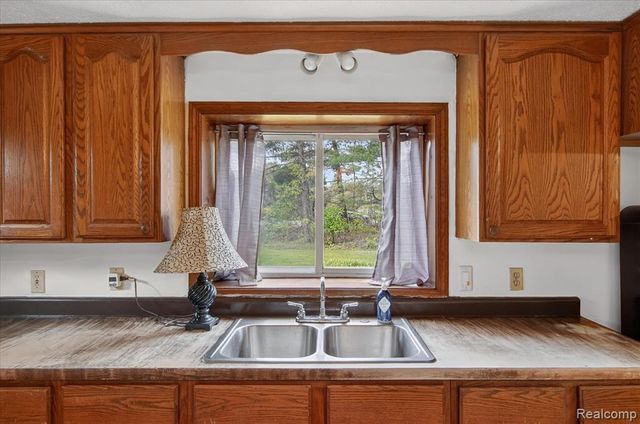 18944 Doyle Road, Gregory, MI 48137