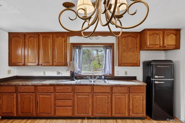 18944 Doyle Road, Gregory, MI 48137