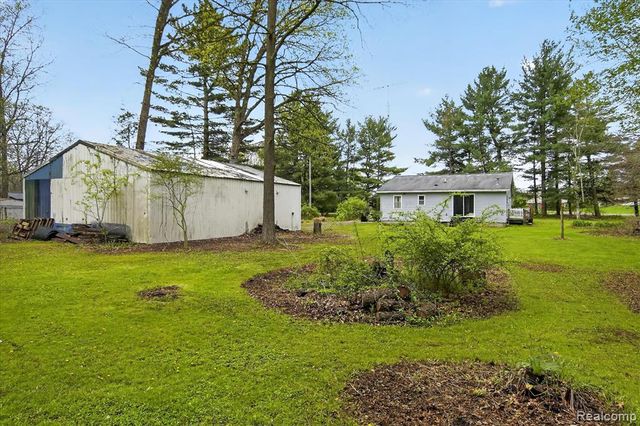 18944 Doyle Road, Gregory, MI 48137