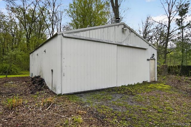 18944 Doyle Road, Gregory, MI 48137