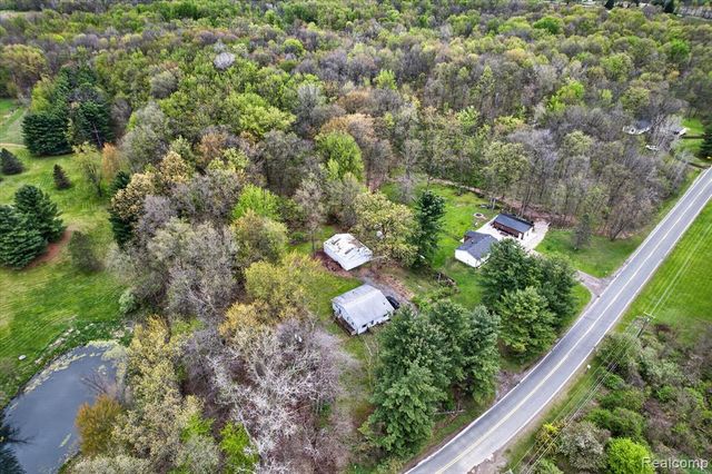 18944 Doyle Road, Gregory, MI 48137