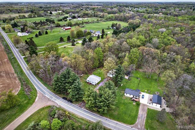 18944 Doyle Road, Gregory, MI 48137