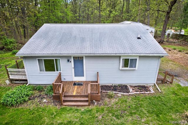 18944 Doyle Road, Gregory, MI 48137