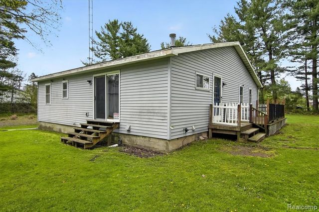 18944 Doyle Road, Gregory, MI 48137