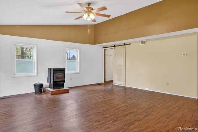18944 Doyle Road, Gregory, MI 48137