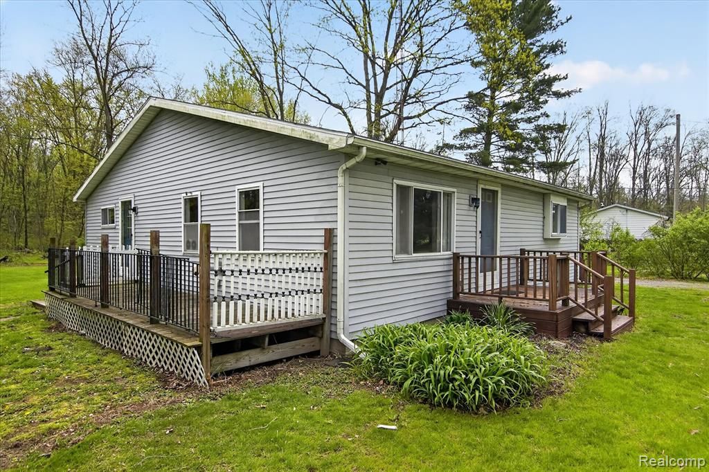 18944 Doyle Road, Gregory, MI 48137