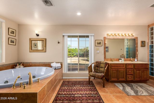 6419 E Cactus Road, Scottsdale, AZ 85254