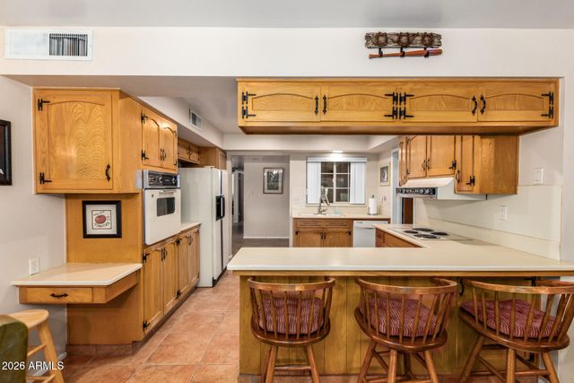 6419 E Cactus Road, Scottsdale, AZ 85254