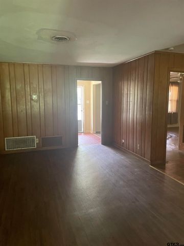 2800 Tanglewood, Tyler, TX 75703