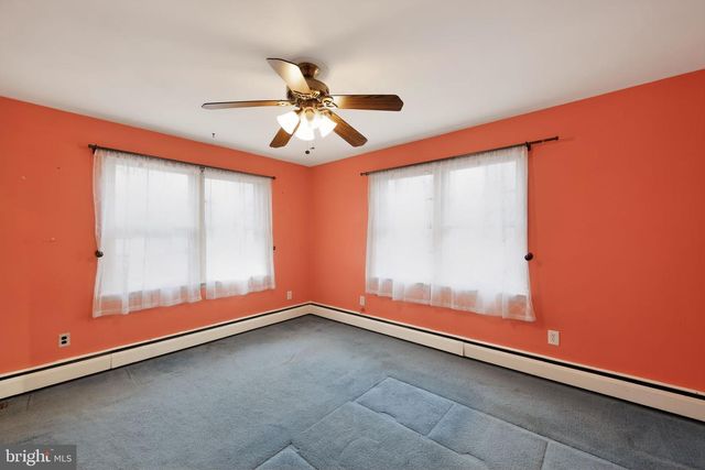 303 PERRY ST, Ridley Park, PA 19078