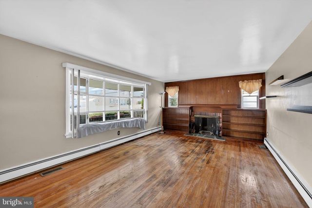 303 PERRY ST, Ridley Park, PA 19078