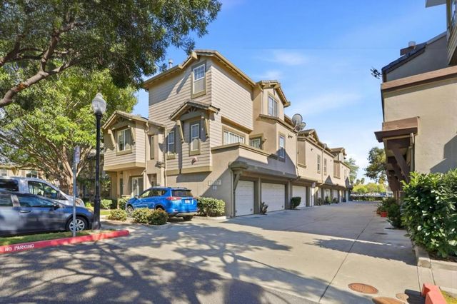 886 Fascination Place, Milpitas, CA 95035