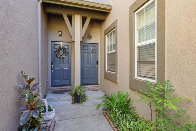 886 Fascination Place, Milpitas, CA 95035
