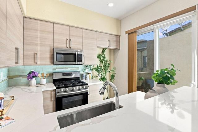 886 Fascination Place, Milpitas, CA 95035