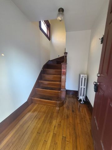 26 Tip Top 2, Boston, MA 02135