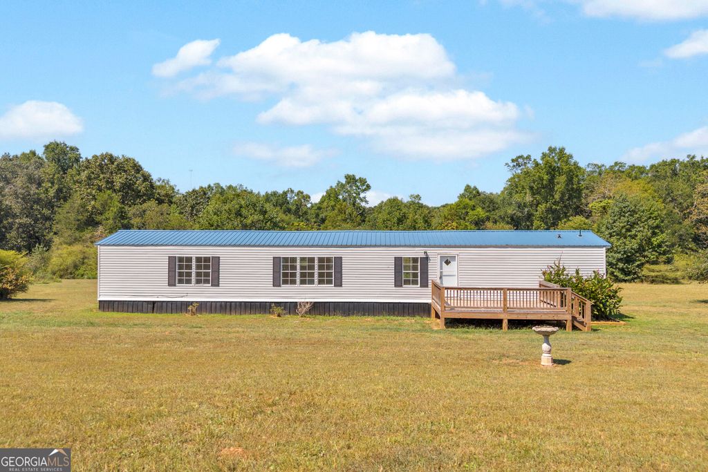 820 E County Line Road, Danielsville, GA 30633 — exterior
