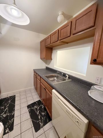 139 Ruth Court, Middletown, NY 10940