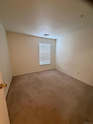 139 Ruth Court, Middletown, NY 10940