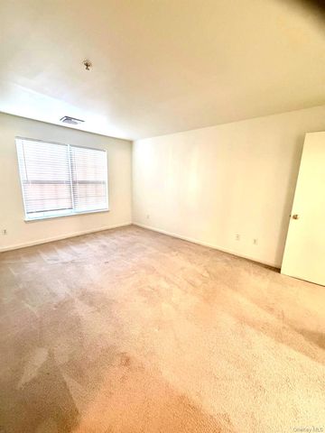 139 Ruth Court, Middletown, NY 10940