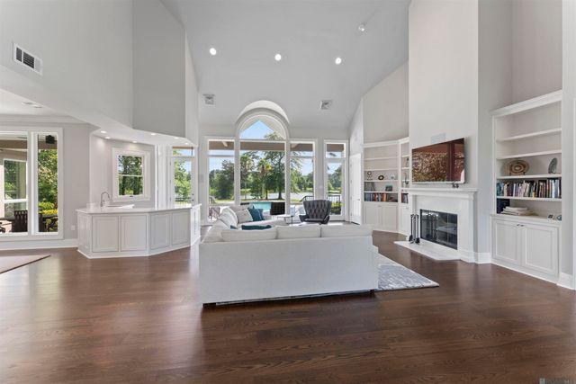 18946 Lake Harbour Ave, Baton Rouge, LA 70816