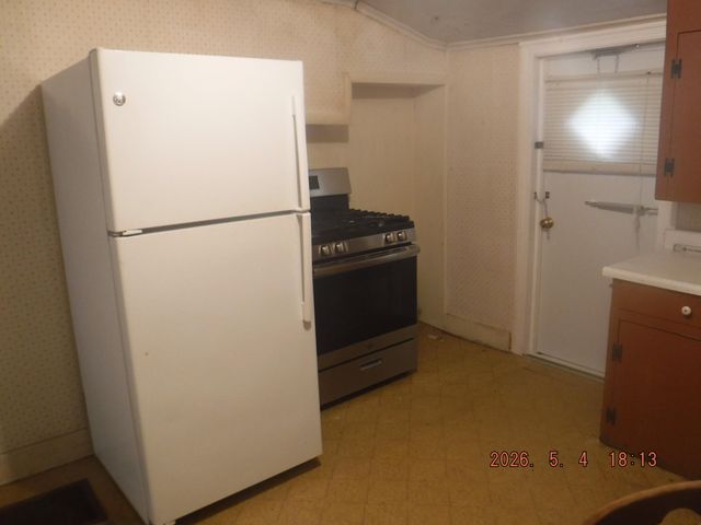 418 E Arbor Street E, Marcellus, MI 49067