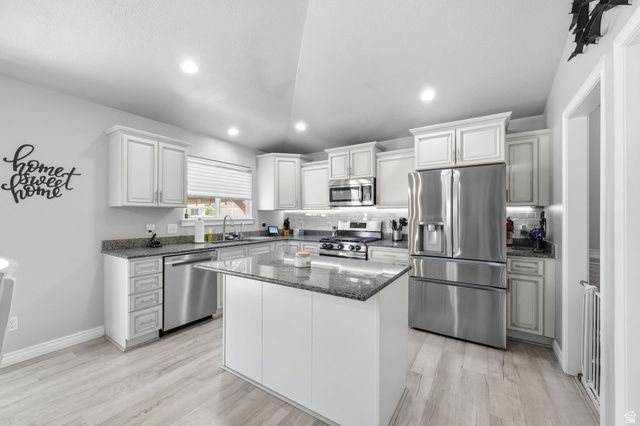 1197 E RAVEN WAY, Eagle Mountain, UT 84005