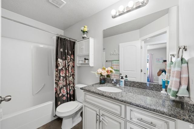 1197 E RAVEN WAY, Eagle Mountain, UT 84005