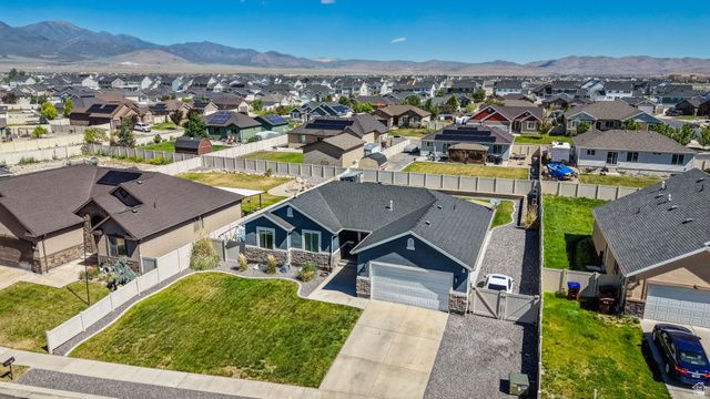1197 E RAVEN WAY, Eagle Mountain, UT 84005