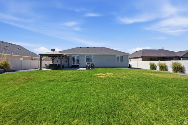 1197 E RAVEN WAY, Eagle Mountain, UT 84005
