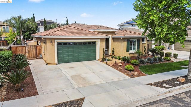 1405 Ridgefield Ct, Brentwood, CA 94513
