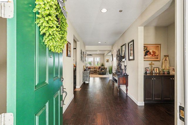 1405 Ridgefield Ct, Brentwood, CA 94513