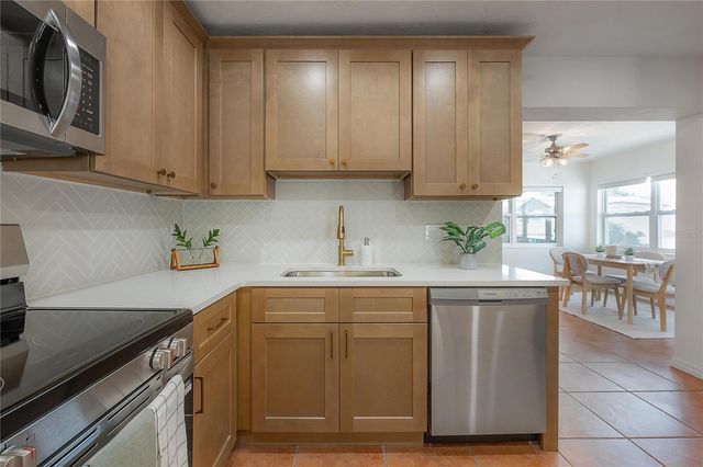 5333 53RD STREET N, St Petersburg, FL 33709