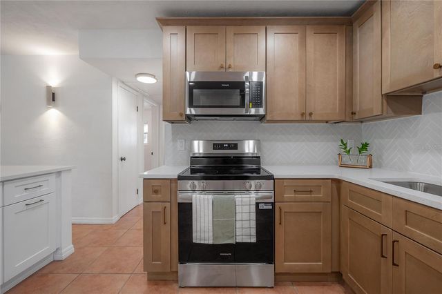 5333 53RD STREET N, St Petersburg, FL 33709
