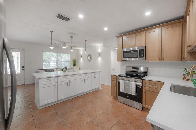 5333 53RD STREET N, St Petersburg, FL 33709