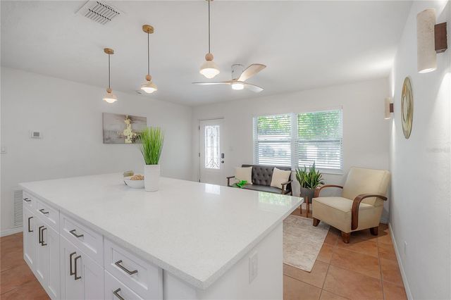 5333 53RD STREET N, St Petersburg, FL 33709