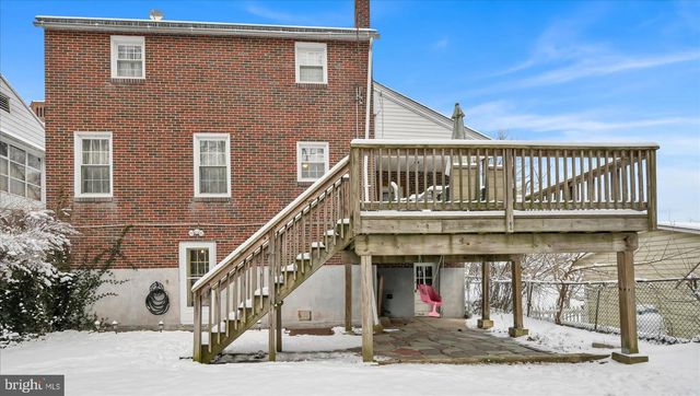 1611 ELK AVE, Pottsville, PA 17901