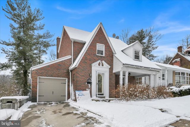 1611 ELK AVE, Pottsville, PA 17901