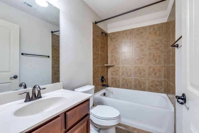 3000 Peyton Brook Drive, Fort Worth, TX 76137