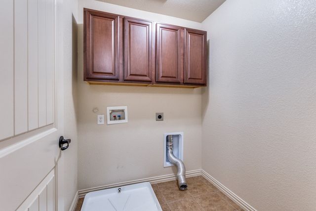 3000 Peyton Brook Drive, Fort Worth, TX 76137